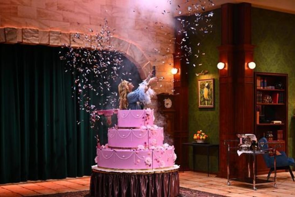 Bill Kaulitz (36) sollte im Krimi-Dinner für Aufsehen sorgen.