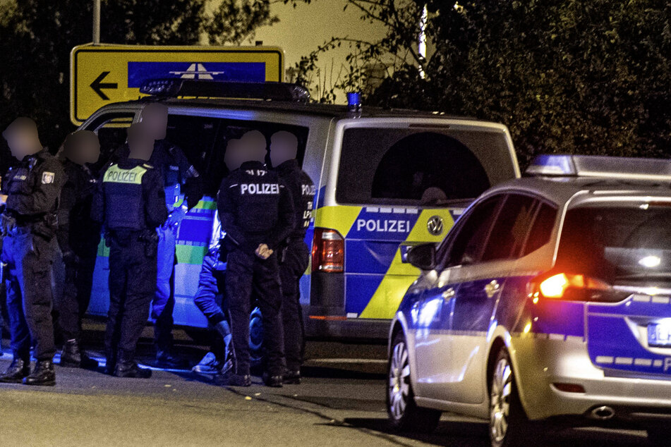 22-Jähriger in Thüringen lebensbedrohlich verletzt: Drei Personen festgenommen