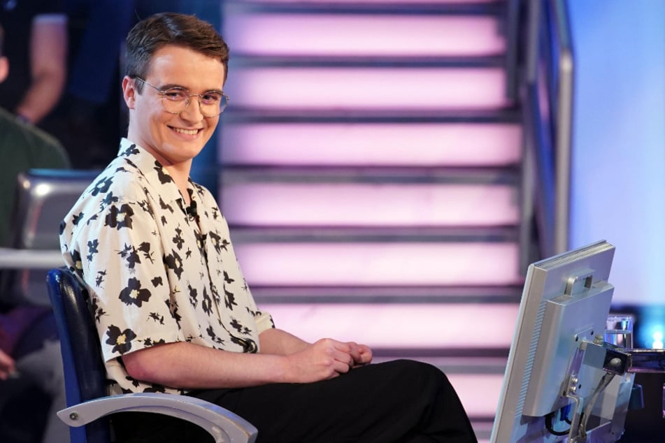 Der Kölner machte nicht nur durch sein Fluchen auf sich aufmerksam - auch eine Ekel-Geschichte hatte der 24-Jährige im Gepäck.