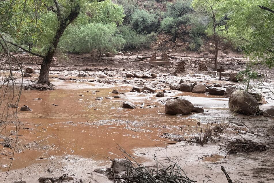 Schlamm-Flut rast durch Grand Canyon: Ein Toter, 15 Menschen vermisst