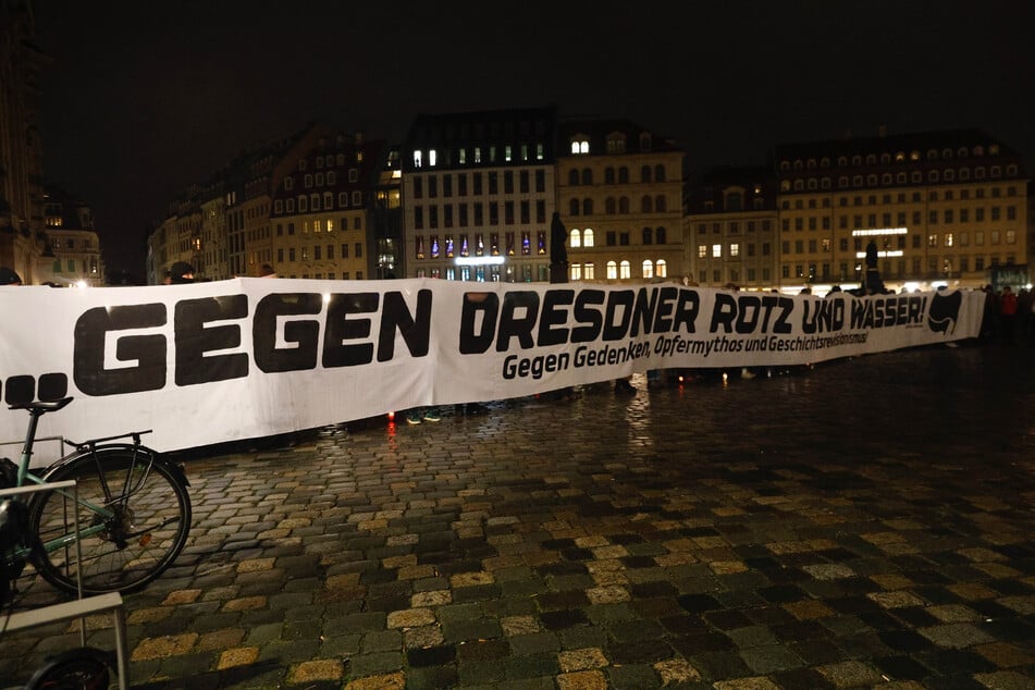 Für dieses Banner droht Ärger mit der Polizei.