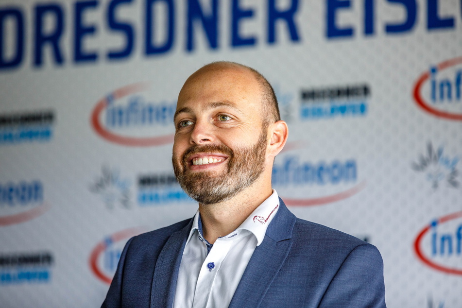 Eislöwen-Geschäftsführer Maik Walsdorf freut sich über stabil bleibende Ticketpreise.