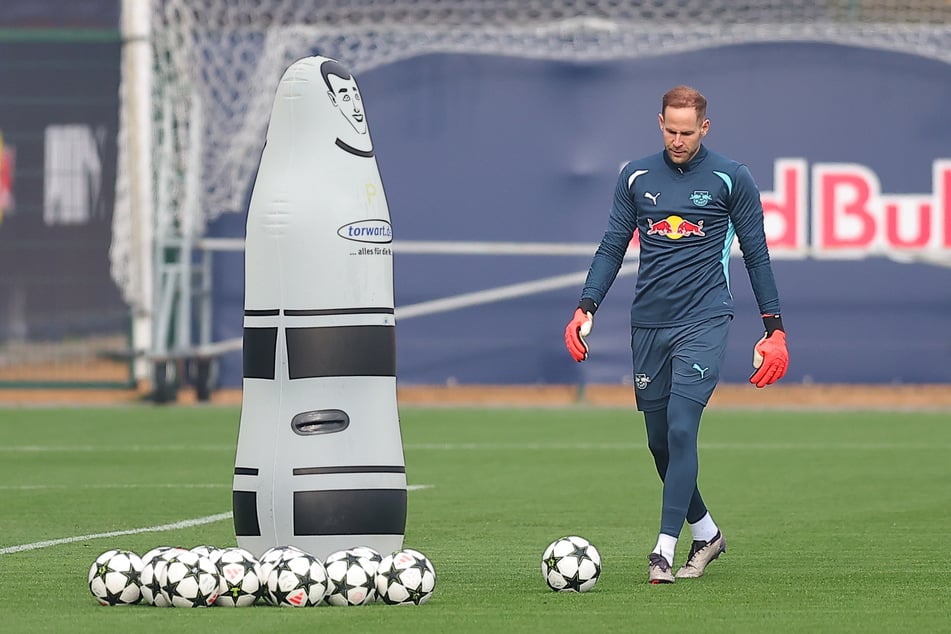 Peter Gulacsi (34) wird am Dienstag wohl zwischen den Pfosten stehen.