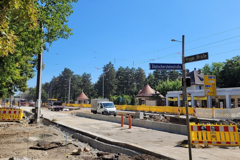 Aktuell wird fleißig zwischen der Kommandant-Prendel-Allee und der Gletschersteinstraße gebaut.