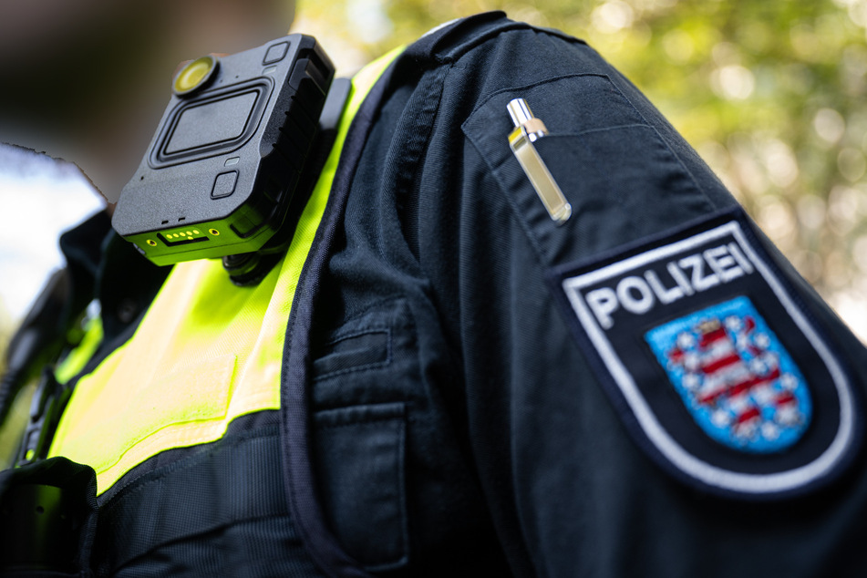 Perspektivisch sollen in Thüringen mehr Polizistinnen und Polizisten eingestellt werden. (Symbolbild)