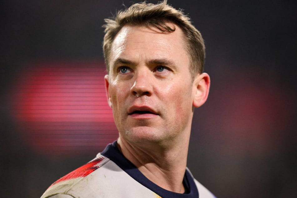 FC-Bayern-Torwart Manuel Neuer (40) möchte offenbar noch ein Jahr bei den Bayern dranhängen.