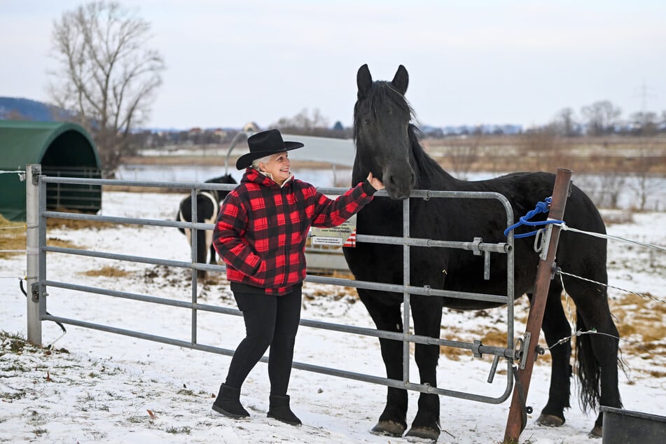 Dagmar Großer (77) mit einem ihrer Lieblinge.