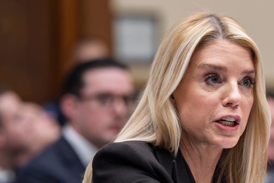 Ärger im Weißen Haus: Trump feuert Justizministerin auch wegen Epstein-Akten