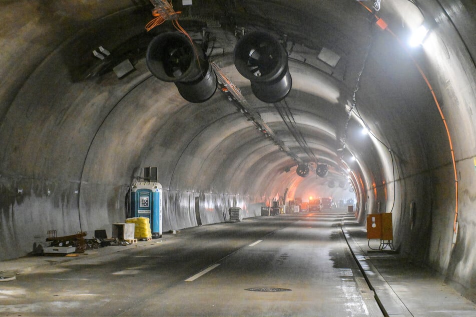 Der Tunnel Königshainer Berge entlang der A4 wurde zwei Jahre lang saniert. Jetzt ist ein erneuter Eingriff erforderlich.
