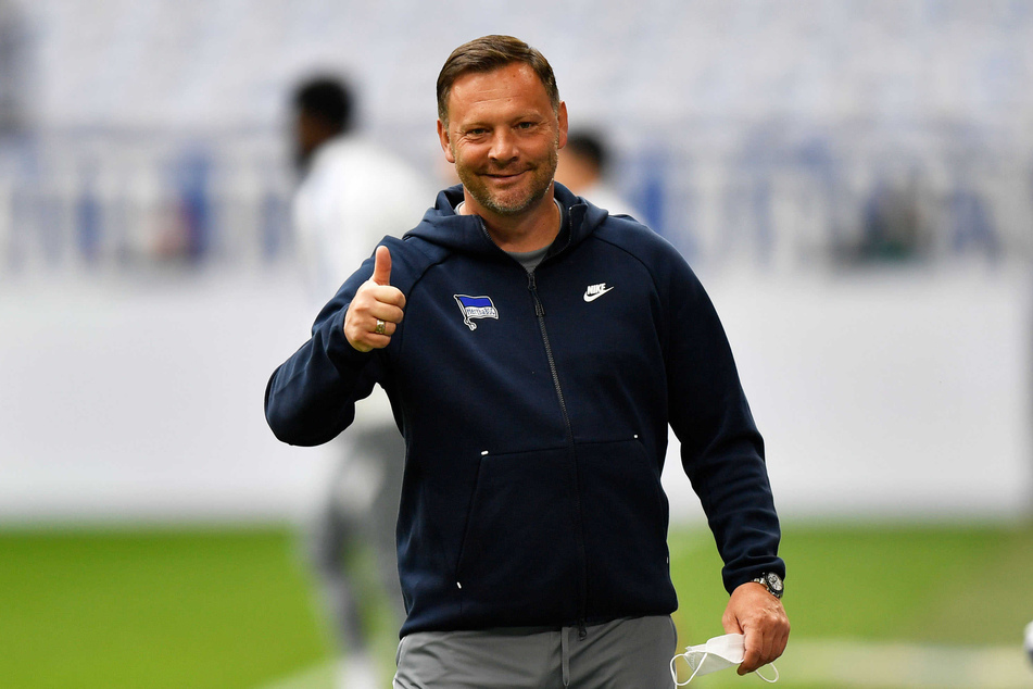 Am Mittwoch bittet Hertha-Coach Pal Dardai (45) seine Mannschaft erstmals zum Training.