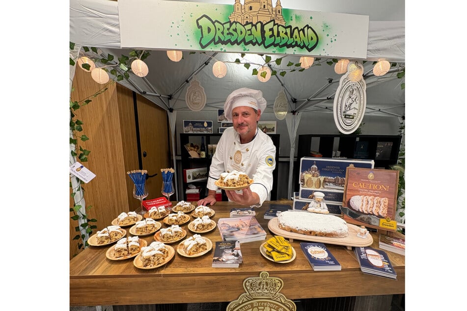 Dresdner Backhaus-Bäckermeister Toni Gierig zeigte auf dem "Urban Food Market NYC" den Amis, was der Dresdner Christstollen geschmacklich zu bieten hat.