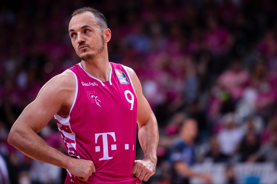 Für Baskets-Kapitän Karsten Tadda (34) ist die restliche Bundesliga-Saison gelaufen.