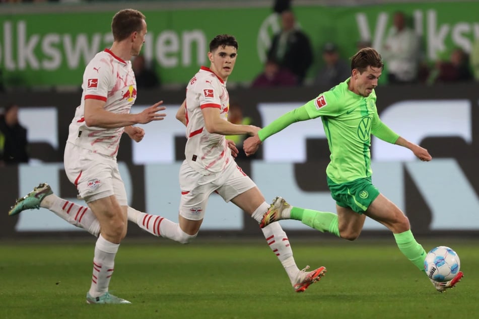 Der VfL Wolfsburg verleiht Jakub Kaminski (R./23) innerhalb der Bundesliga.