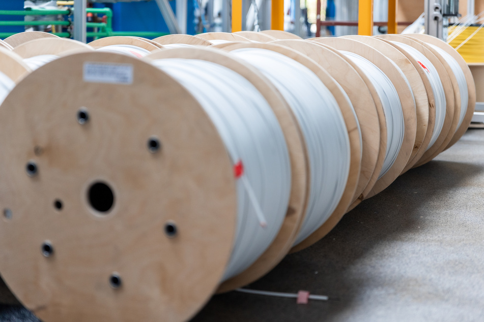 Die Kabel, die Advanced Fiber Tools in Mittweida herstellt, werden in Industrie, Wissenschaft und Medizin eingesetzt.