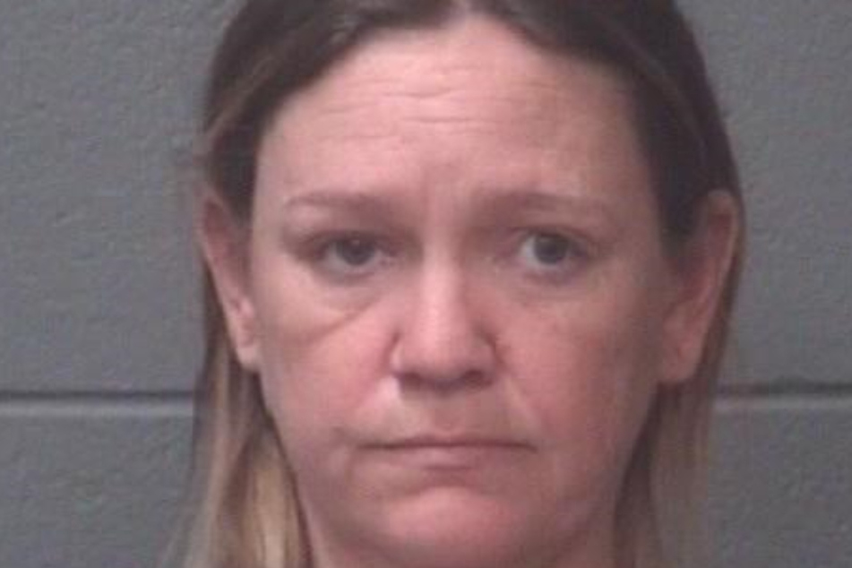 Nancy Kellum (37) apparently gave drugs to two minors.