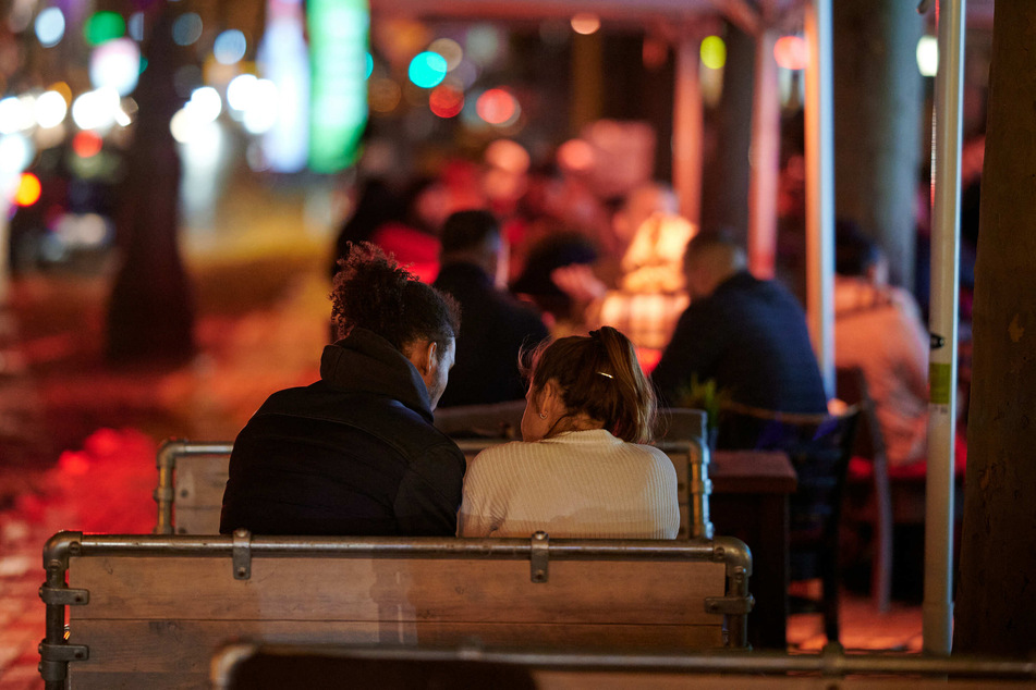 Besucher konnten ihre Restaurant-Besuche im Oktober noch genießen. Seit Anfang November ist die Gastronomie geschlossen. (Archivbild)