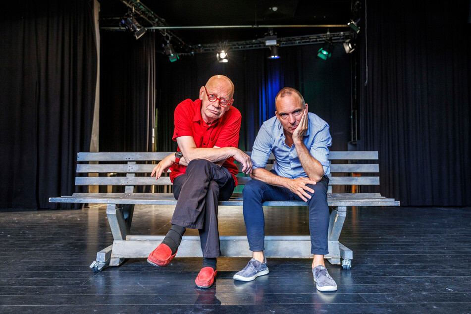 Die Pantomimen Ralf Herzog (71, l.) und Michael Meinel (49) befürchten das Aus des Pantomime-Festivals.