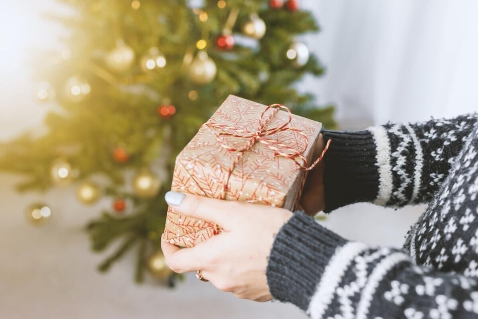 Don't stress yourself out by looking for the perfect gift! Focus on spending time with your loved ones instead.