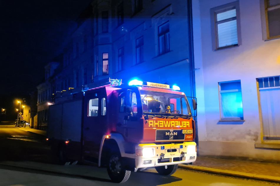 Kurz vor 20 Uhr wurde die Feuerwehr am Montagabend zu einem Küchenbrand in Mylau gerufen.