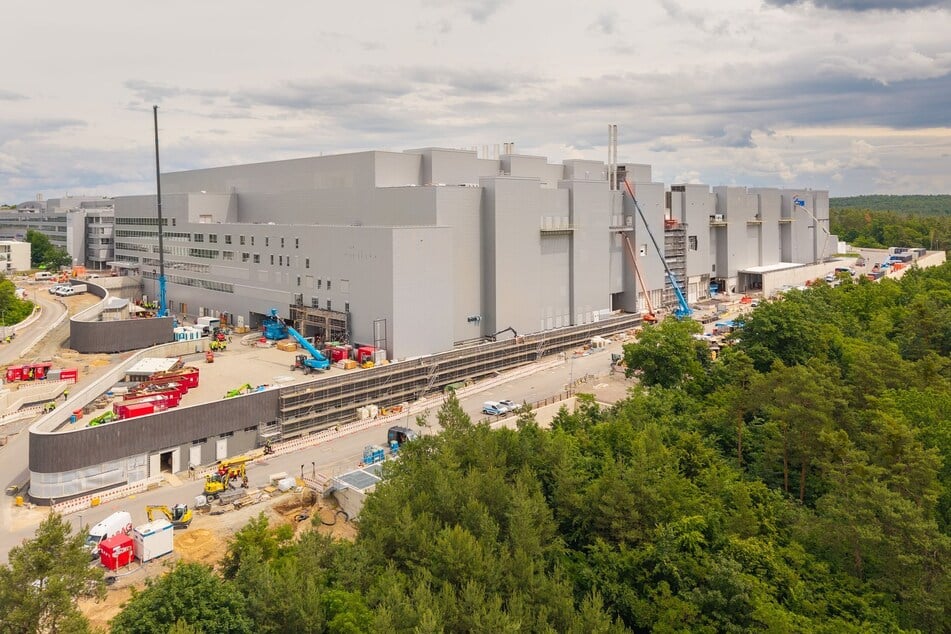Alle Achtung: Die neue Smart Power Fab von Infineon entstand innerhalb von drei Jahren.