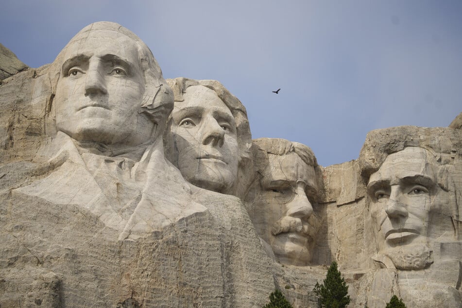 The most important presidents in US history have been immortalized in the rock of Mount Rushmore: George Washington, Thomas Jefferson, Theodore Roosevelt and Abraham Lincoln (from left to right).