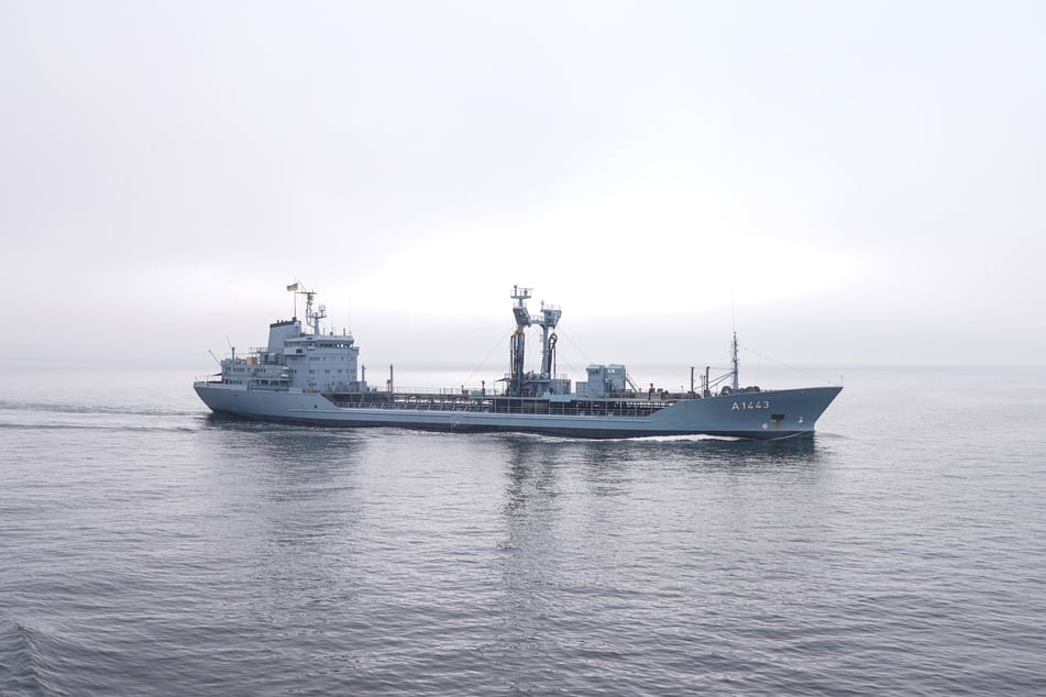 Nach fünf Monaten auf hoher See kehrt die "Rhön" nach Wilhelmshaven zurück.