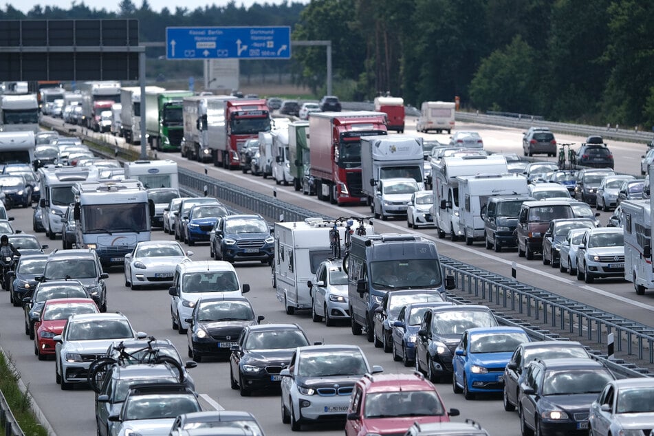 Stau auf der A7 bei Mellendorf. (Symbolfoto)