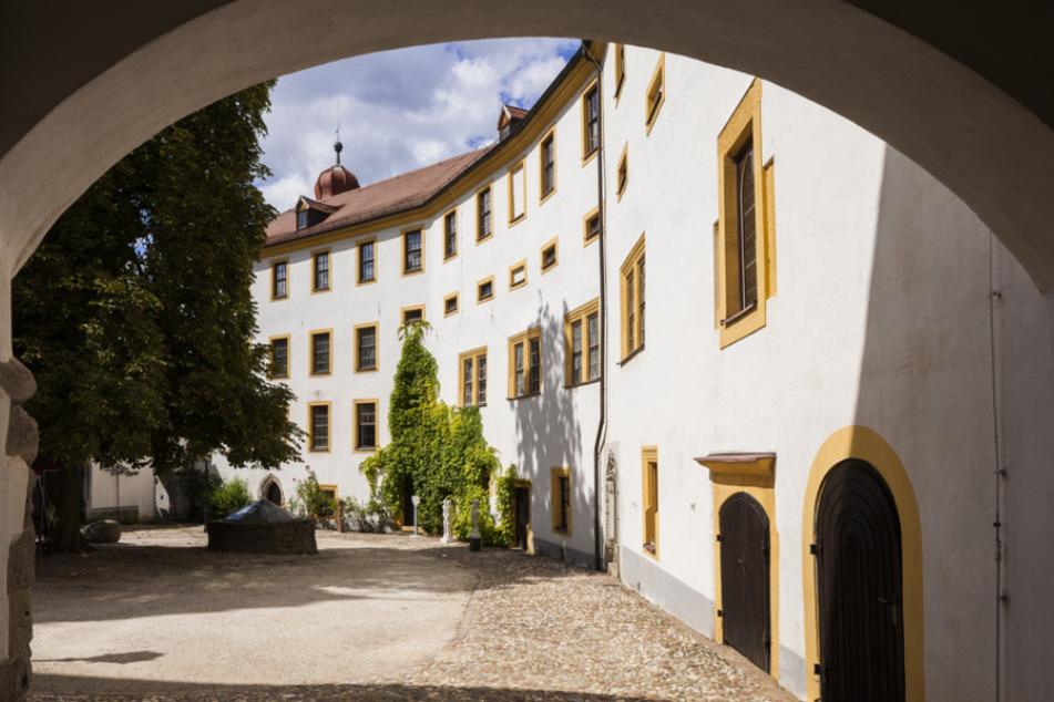 Hier startet die große Stadtrallye: am Schloss Glauchau.