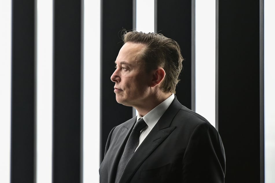 Tesla-Chef Elon Musk (55) hat ein neues Auto vorgestellt, das mithilfe von Luftdruck-Düsen atemberaubende Manöver vollziehen kann. (Archivfoto)