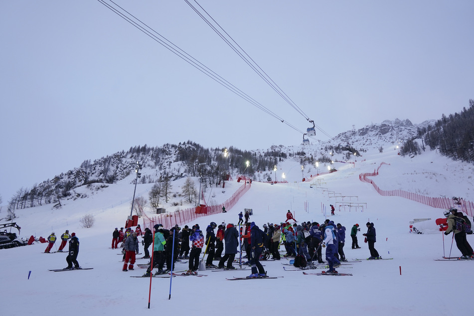 Schon wieder wurden mehrere Ski-Alpin-Rennen abgesagt. Dieses Mal traf es Männer und Frauen.