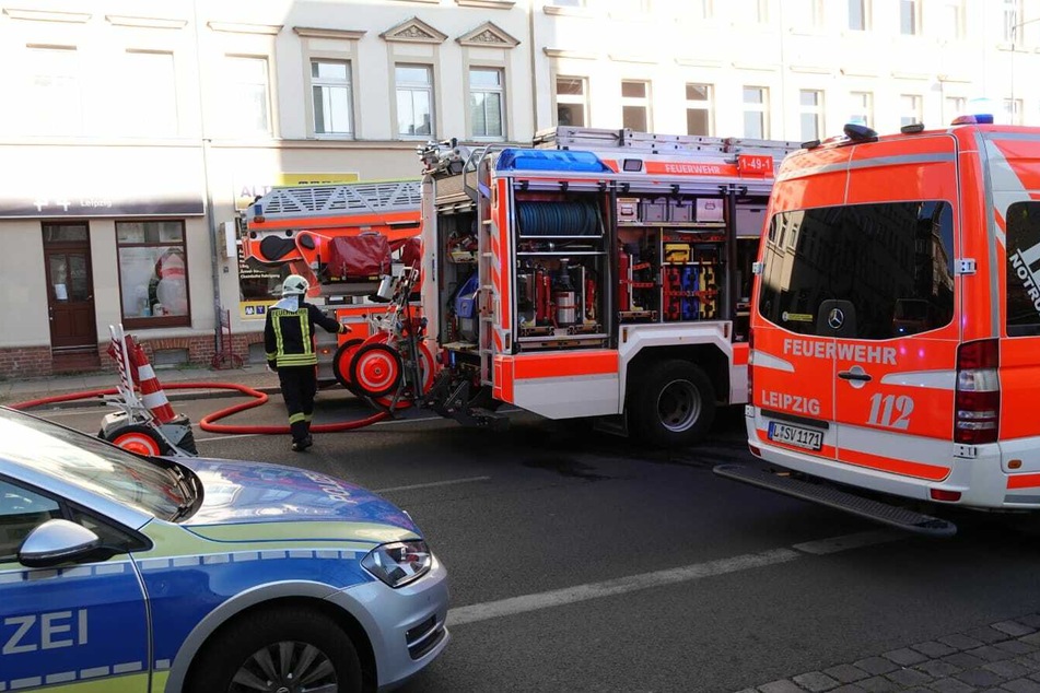 WaschmaschinenTür schmort auf Herd FeuerwehrEinsatz in