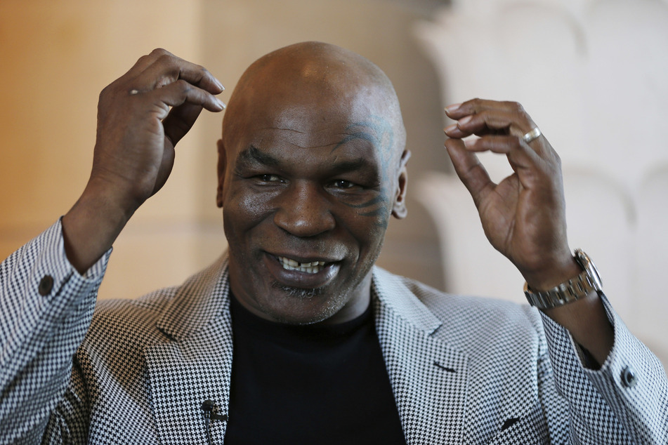 "Iron Mike" Tyson (54) will es noch einmal wissen und zieht sich erneut die Box-Handschuhe an.
