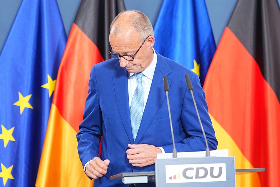 Kanzler Friedrich Merz (70, CDU) zeigte sich nach dem Wahl-Debakel bedient.