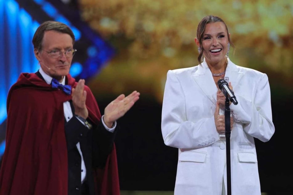 "Ihr seid nicht zu laut": Laura Wontorra räumt beim Fernsehpreis ab