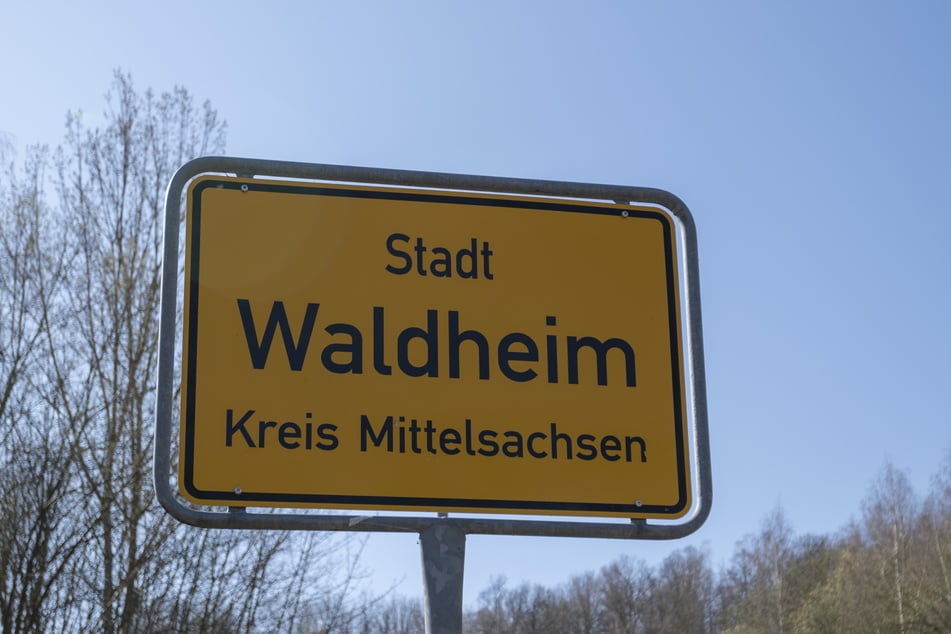 Die Taten geschahen in einem Mehrfamilienhaus in Waldheim.