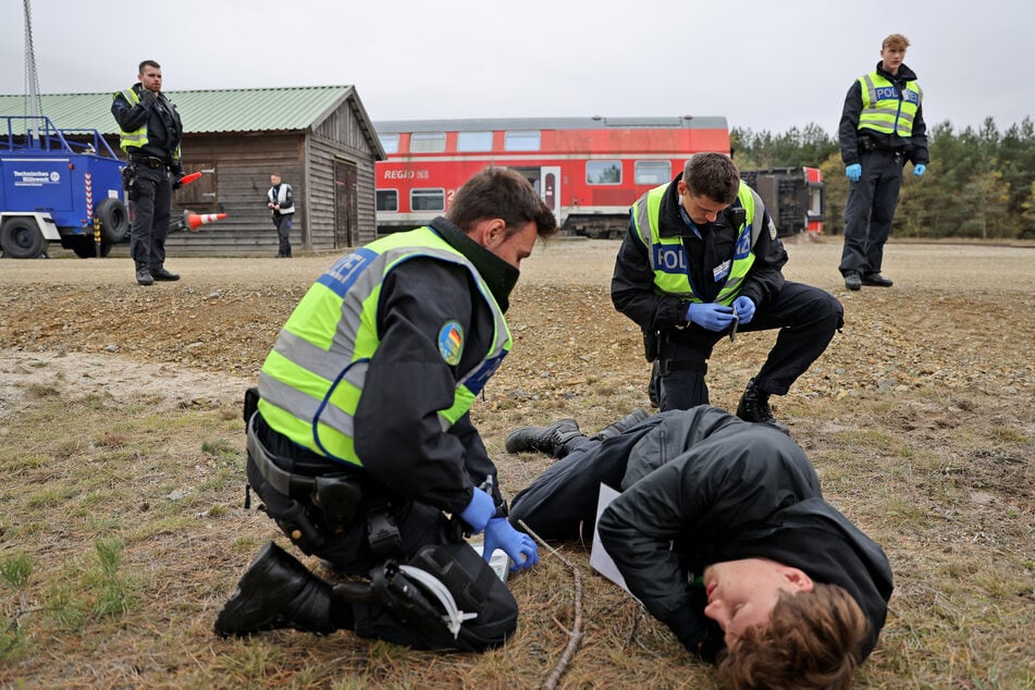 Für den fiktiven Vorfall wurde der sogenannte Massenanfall an Verletzten ausgerufen.
