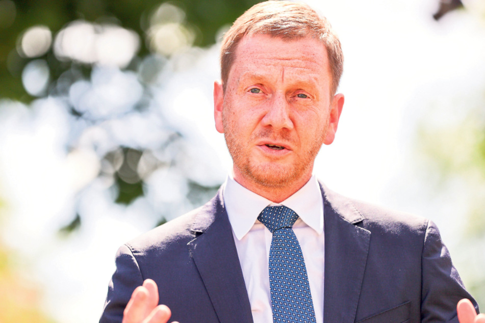 Mit wem sucht Ministerpräsident Michael Kretschmer (45, CDU) das Gespräch? Mit politisch links stehenden Menschen eher nicht, so der Vorwurf der Linken.