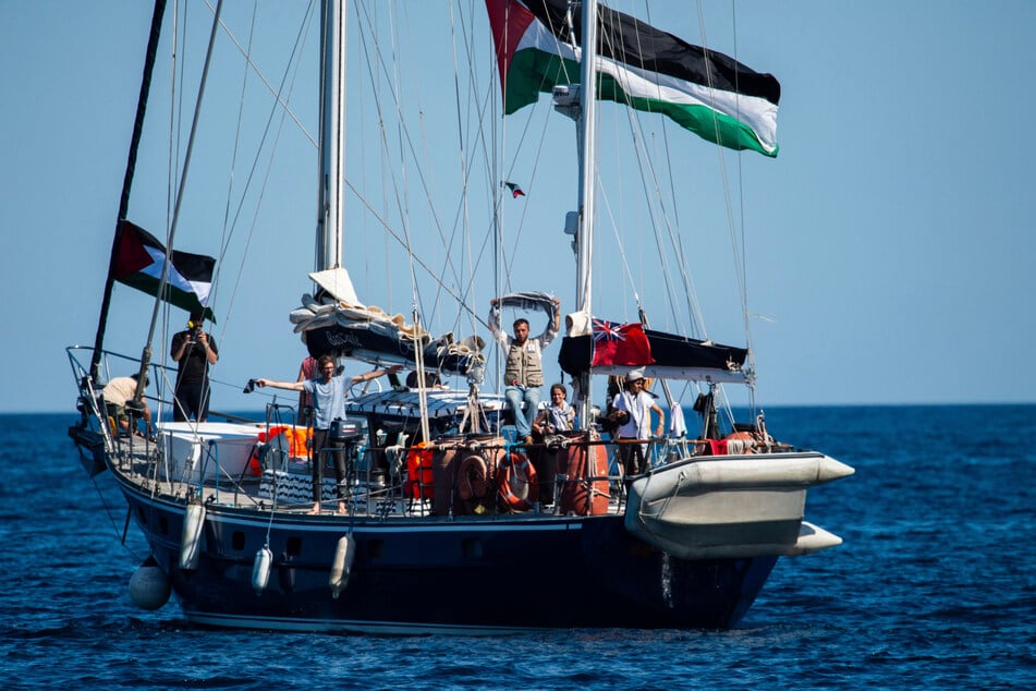 Am Sonntag brachen die Aktivisten mit einem Schiff voller Hilfsgüter in Richtung Gaza auf.