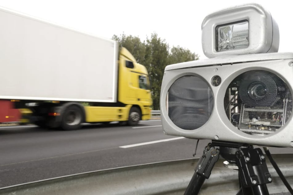 Die Polizei führte am Montag zahlreiche Geschwindigkeitskontrollen in Zwickau durch. (Symbolbild)