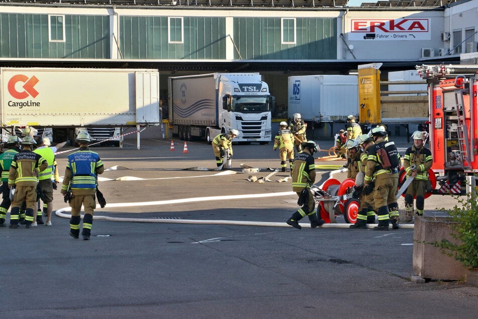 Die Feuerwehr war am Abend im Großaufgebot vor Ort.