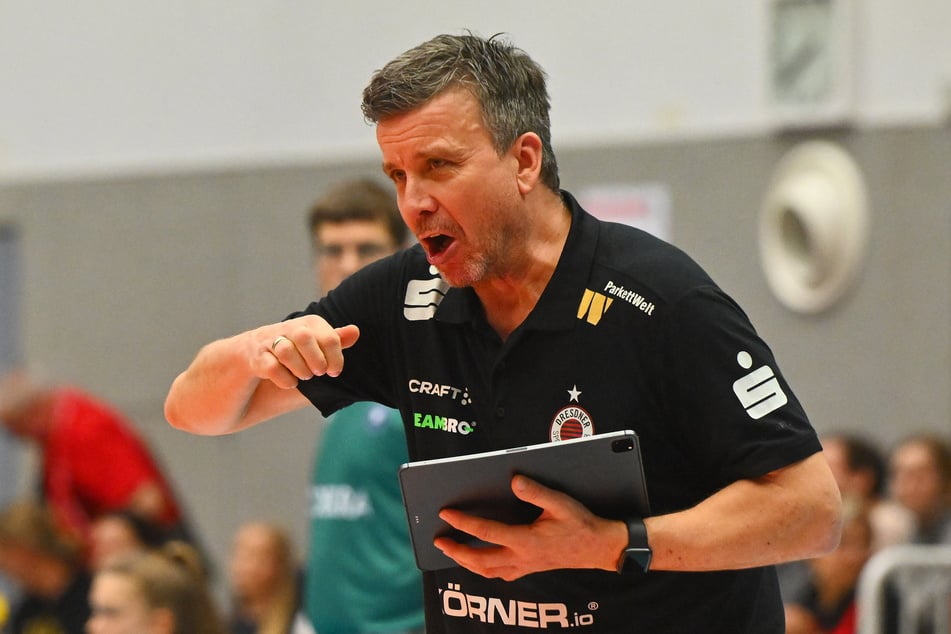 Trainer Alexander Waibl (56) war nicht nur von der Leistung seines Teams beeindruckt.