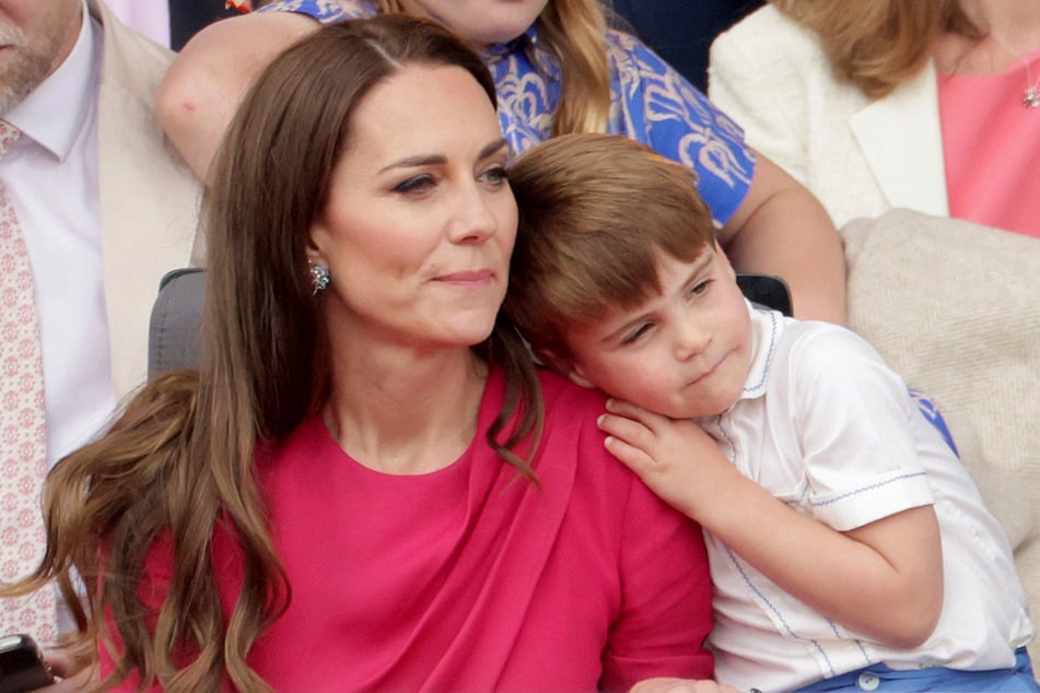 Prinzessin Kate (42) mit ihrem jüngsten Sohn Prinz Louis (6).