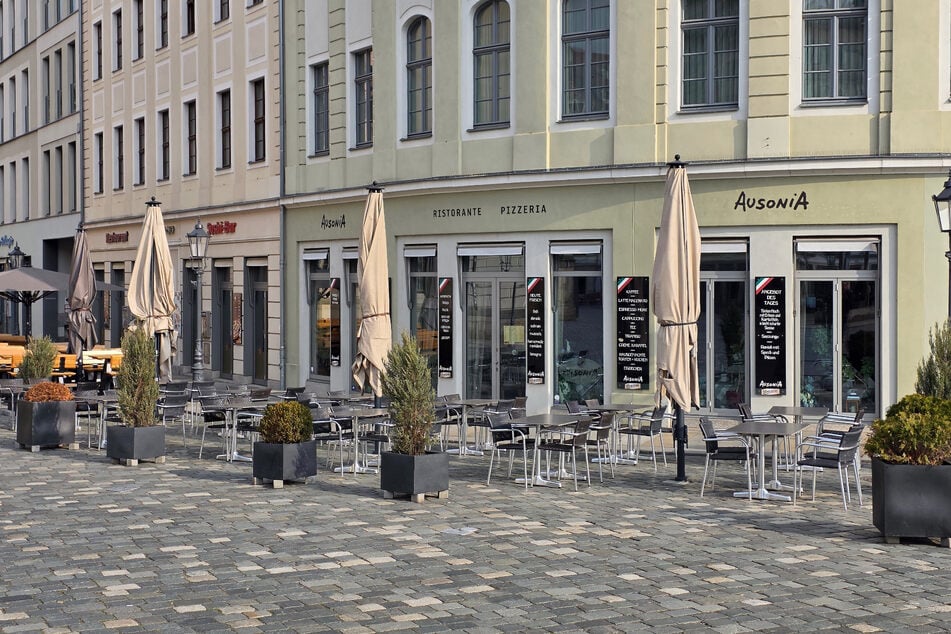 Das "Ausonia" am Neumarkt zählt zu den bekanntesten italienischen Restaurants Dresdens.