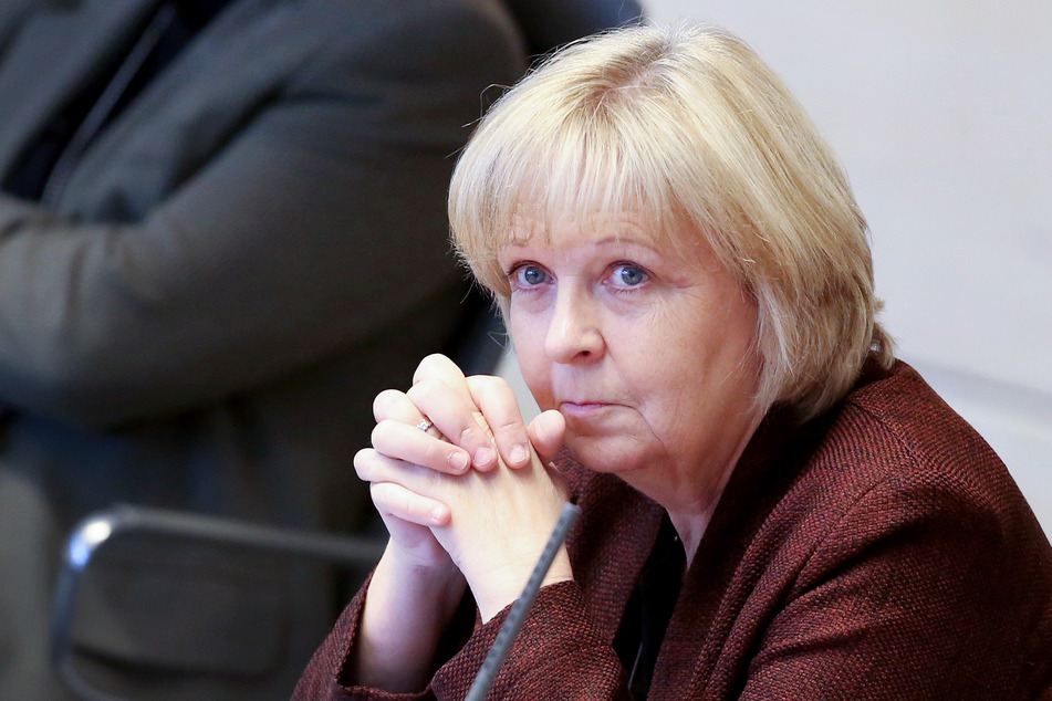 Hannelore Kraft (SPD) hat im Plenum des Landtags eine Rede zum Gedenken an die Loveparade-Katastrophe gehalten.