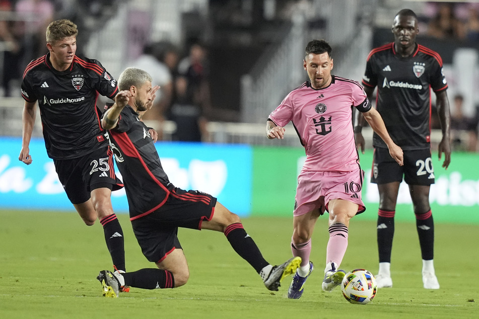 Lionel Messi (36, 2.v.r.) wird seine Karriere wohl im Trikot von Inter Miami beenden.