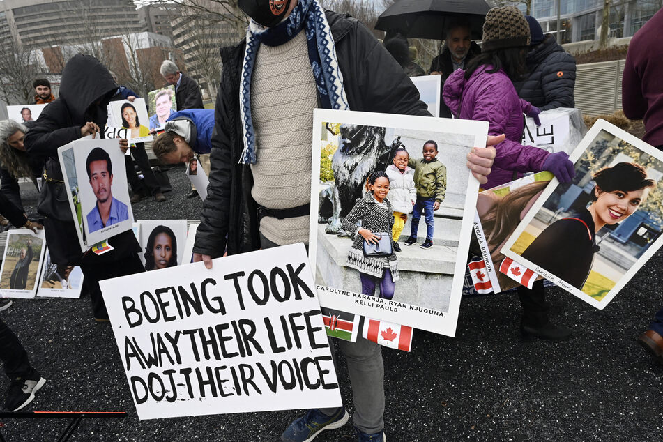 The Justice Department has angered the families of victims of two deadly 737 MAX crashes by reportedly offering Boeing a deferred prosecution agreement.