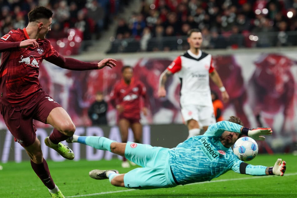 Eintracht-Keeper Kevin Trapp (34) zeigte gegen Leipzig eine hervorragende Leistung. Bei den beiden Gegentoren war er aber machtlos.