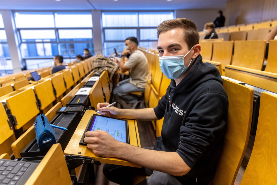 Student Jakob Konitzer (19) freute sich, wieder im Hörsaal sitzen zu können.