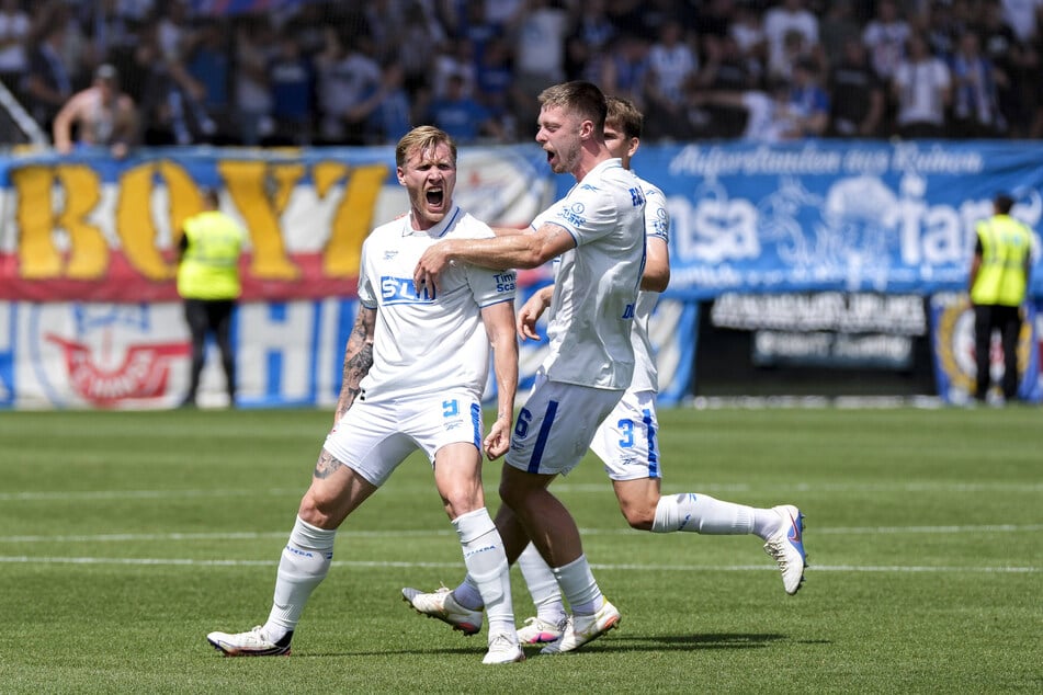 Andres Volgsammer (34, l.) hat es nach wie vor drauf: Gegen Hoffenheim markierte er einen Doppelpack.