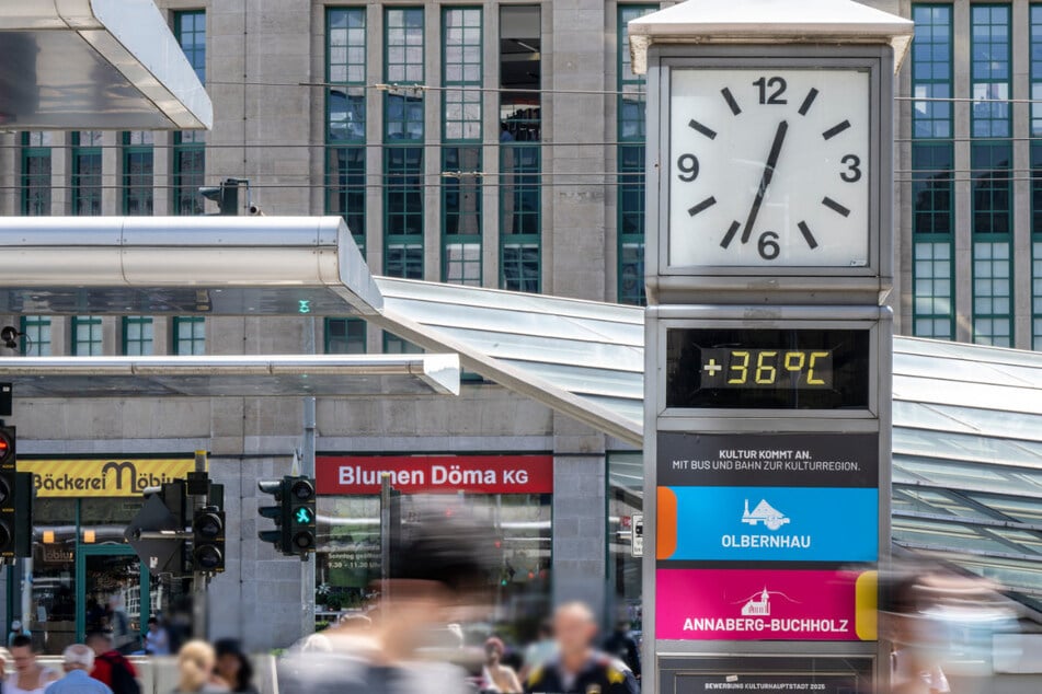 Die alte Uhr an der Zenti war jahrelang ein beliebter Treffpunkt.